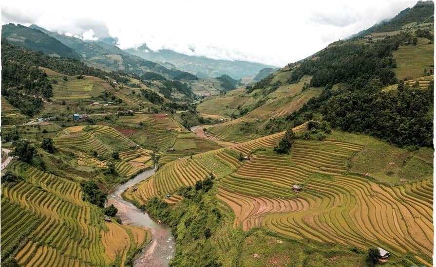 tour-tham-quan-di-san-ruong-bac-thang-hoang-su-phi-xin-man-bac-ha-tu-ha-noi.jpg