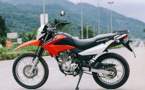 What is the best place to rent a motorbike in Ha Giang?
